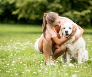 Knuffelen met je hond, waar moet je op letten?